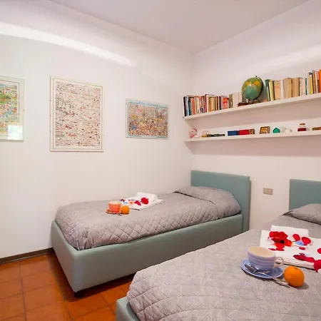 Poggio Fiorito Loggetta ميناجيو