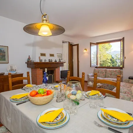 Poggio Fiorito Loggetta Appartement
