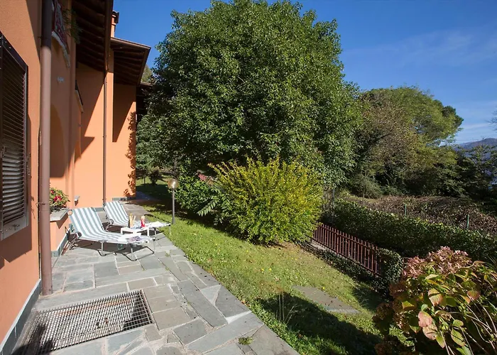 アパート Poggio Fiorito Loggetta *