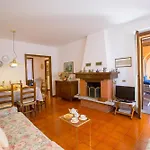 Poggio Fiorito Loggetta Apartment *